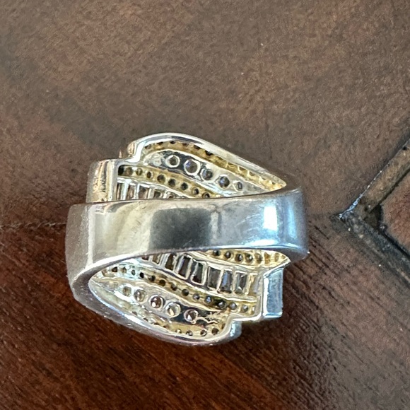 Large Diamonique Cocktail Ring. Baguettes and Rounds Set in Sterling. Size 8. - Picture 7 of 8